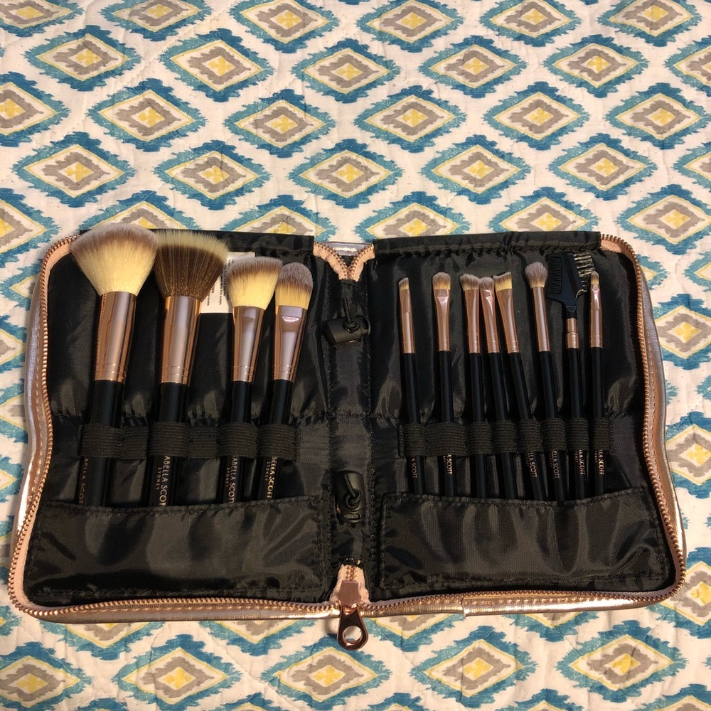 Isabella Scott Sydney Make up brush set